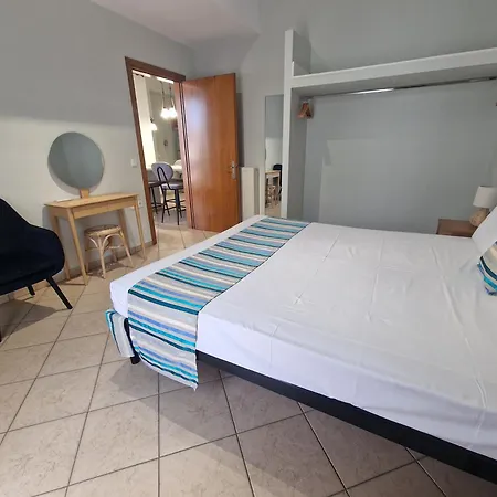 Chatzis Apartmán *